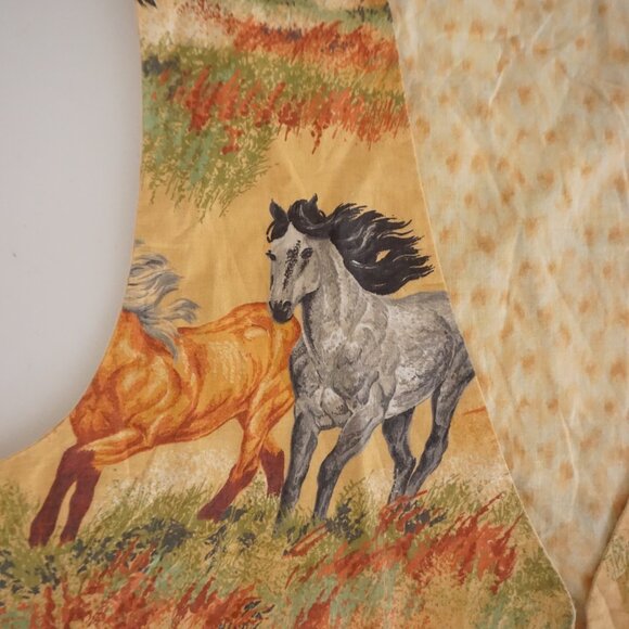 Horse Print Western Desert Scene Button Vest Tan Galloping Horses Boho S - Picture 7 of 8